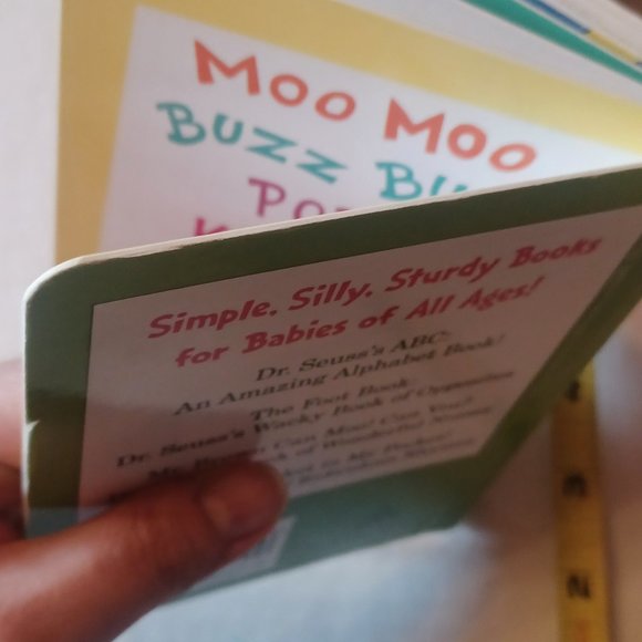 Mr.Brown Can Moo! Can You? Dr. Seuss's Book of Wonderful Noises 1996 Board Book - Picture 8 of 12